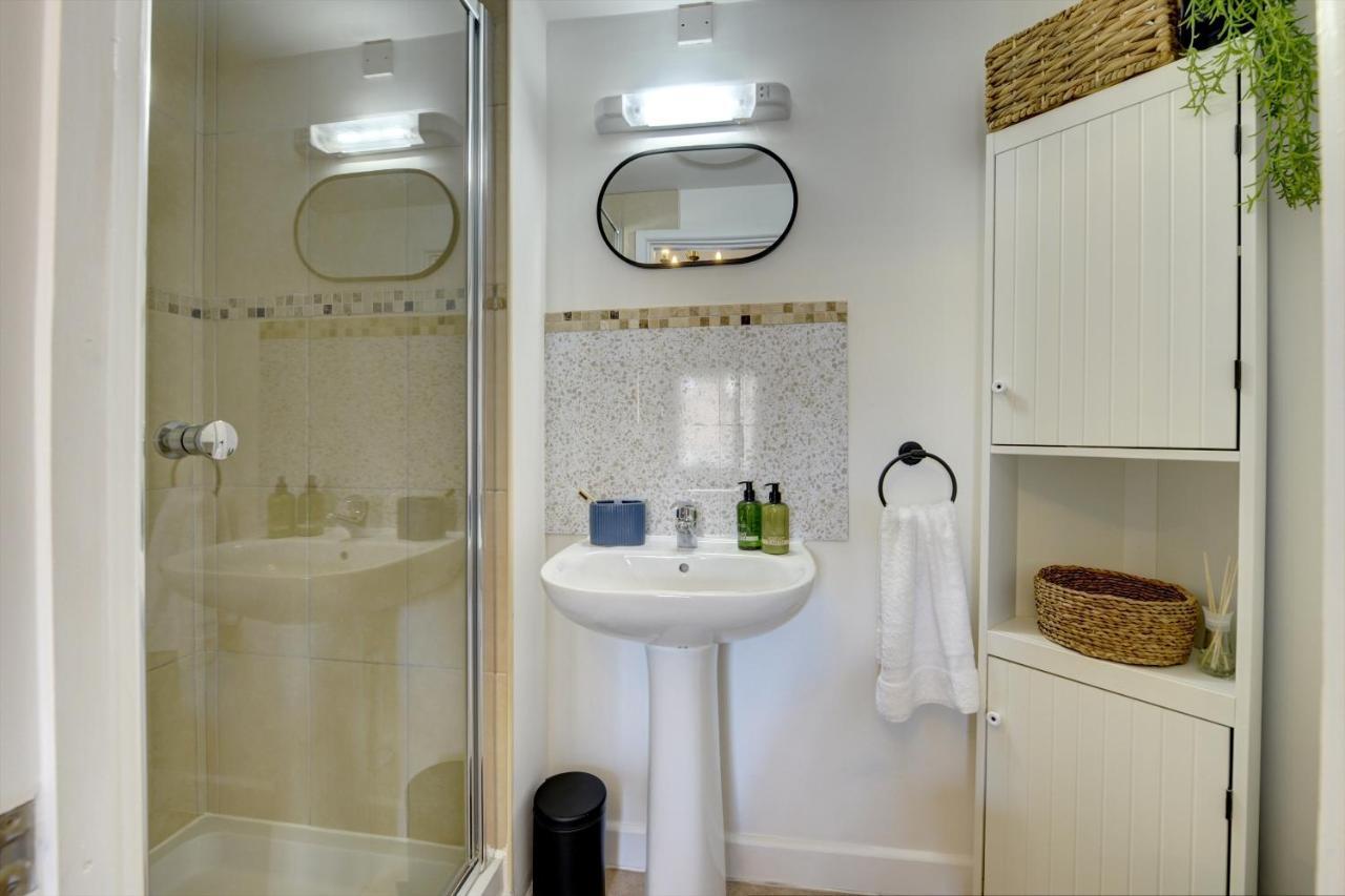 Loft Cottage By Spa Town Property - 2 Bed Tudor Retreat Near To Stratford-Upon-Avon, Warwick & Solihull מראה חיצוני תמונה